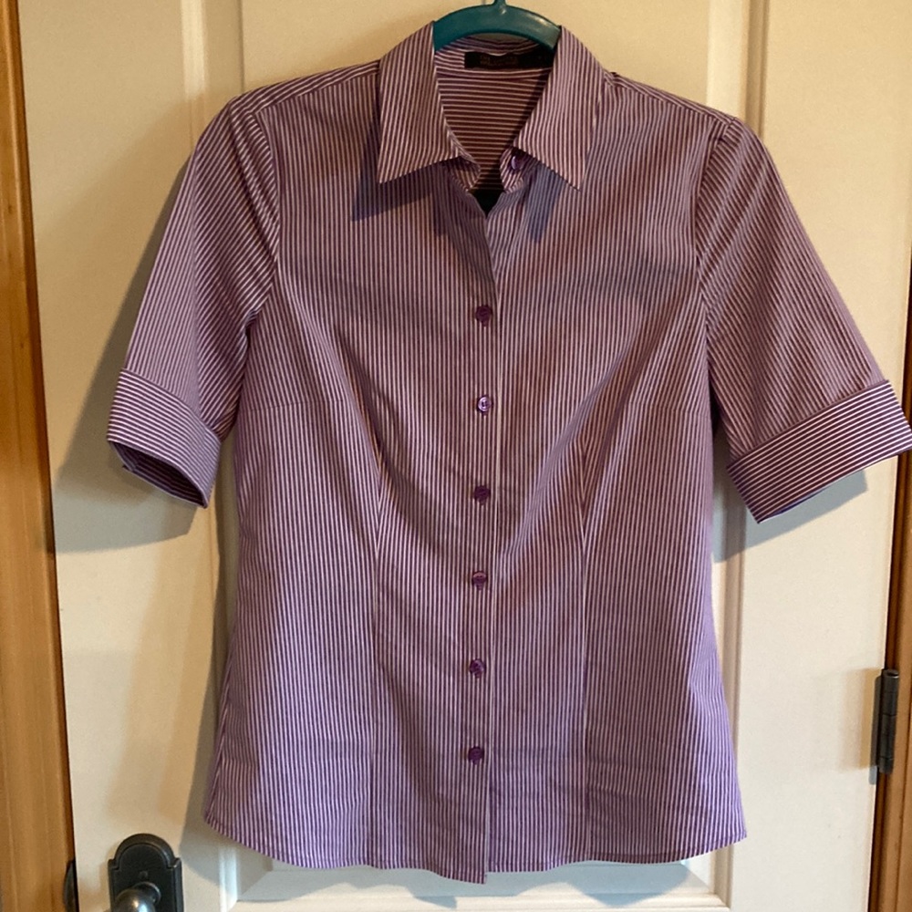 The Limited Essential Shirt - Women’s 3/4 Sleeve Button Down Blouse - Size S